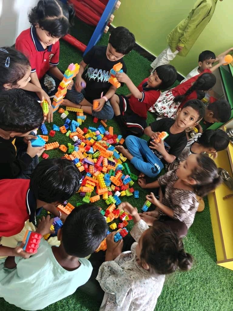 LKG (Junior KG) - Photo 10